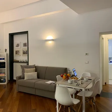 House Tommy By Holiday World Apartment *